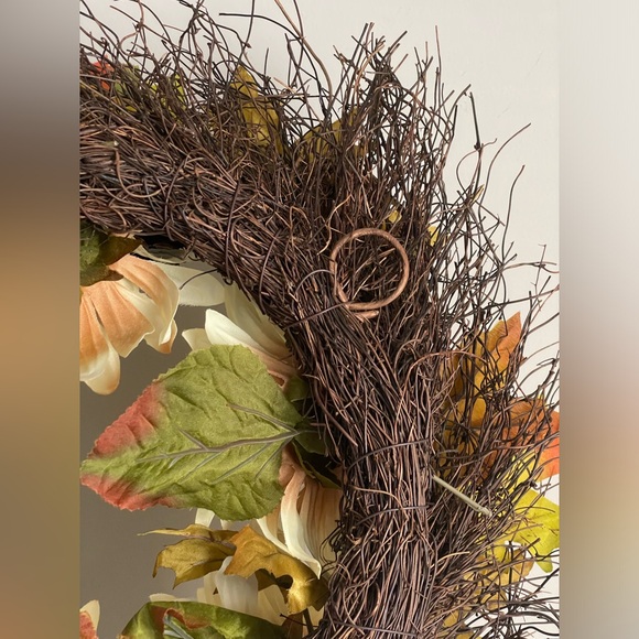 Fall Sunflower Wreath - Picture 3 of 7